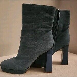 Cape Robbin Trudy Boot Size 8 1/2 Blue Denim Chunky Heel Mid-calf Square Toe Zip